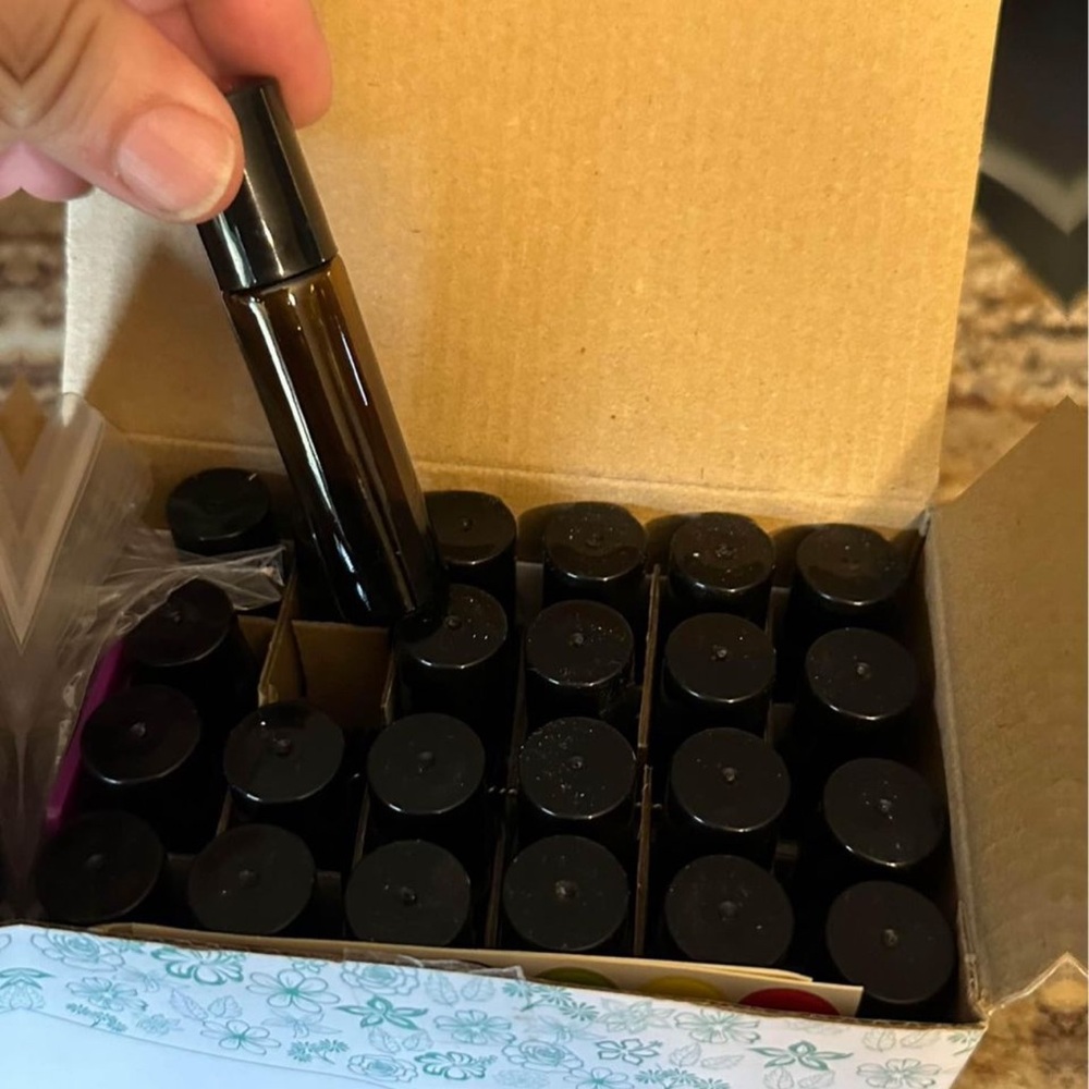 BRAND NEW Essential Oil Bottles